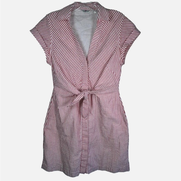 Vineyard Vines Pink and White Seersucker Twist Front Dress - Picture 4 of 14